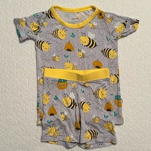 Little Sleepies Bee Happy 12-18 months shorts set